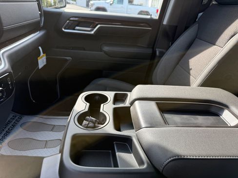 New 2026 GMC Sierra 1500 Elevation image 30