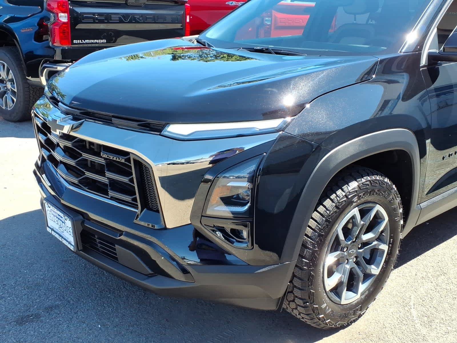 Certified 2025 Chevrolet Equinox ACTIV w/ Safety and Technology Package AWD/4WD image 7