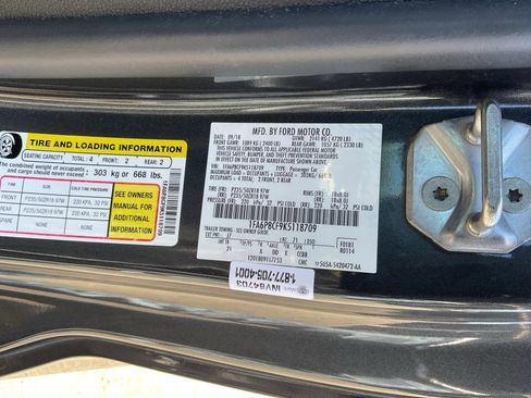 Used 2019 Ford Mustang GT image 28