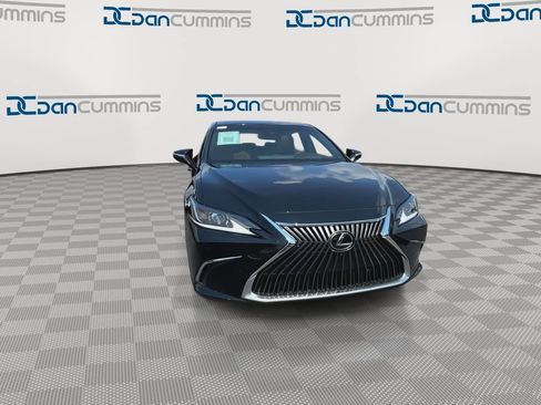 Used 2019 Lexus ES 350 w/ Accessory Package 2 FWD image 3