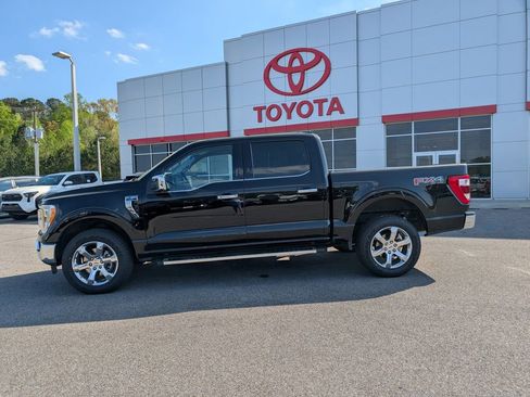 Used 2022 Ford F150 Lariat image 2