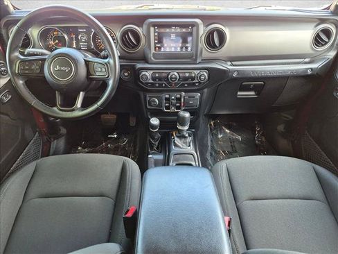 Used 2021 Jeep Wrangler Unlimited Sport AWD/4WD image 16