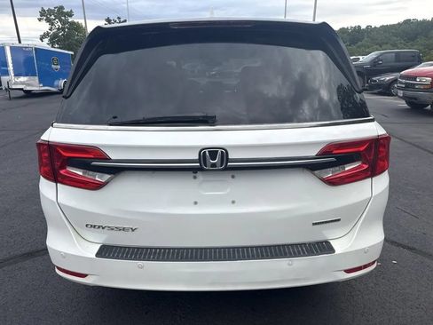 Used 2022 Honda Odyssey Touring image 3