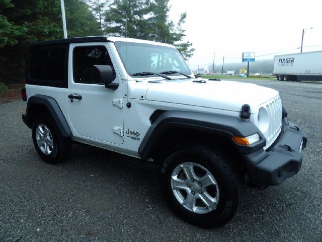 Used 2021 Jeep Wrangler Sport AWD/4WD image 7