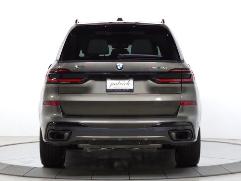 Used 2026 BMW X7 xDrive40i w/ Executive Package AWD/4WD image 7