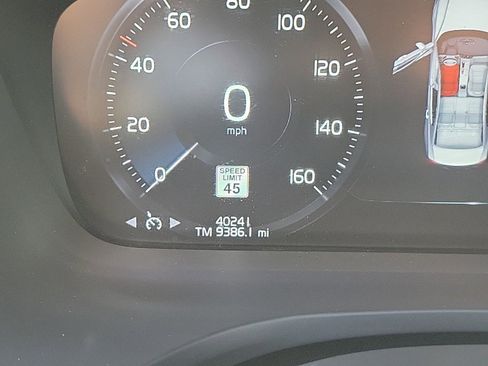 Used 2022 Volvo S60 B5 Momentum w/ Premium Package image 21