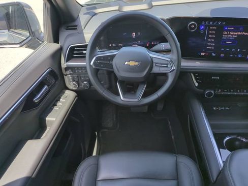 Used 2025 Chevrolet Tahoe LT AWD/4WD image 19