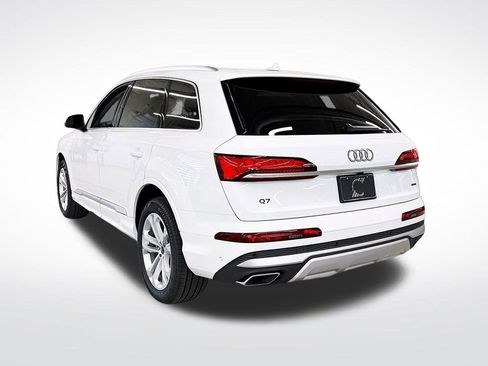 Certified 2025 Audi Q7 2.0T Premium Plus w/ Premium Plus Package image 3