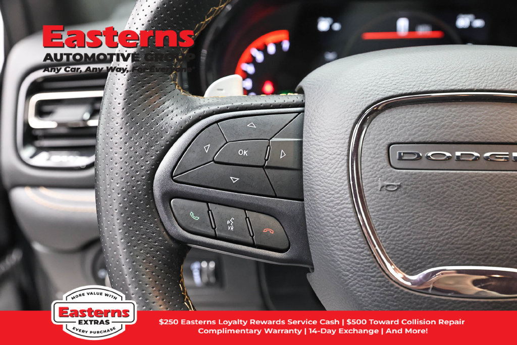 Used 2025 Dodge Durango R/T AWD/4WD image 15