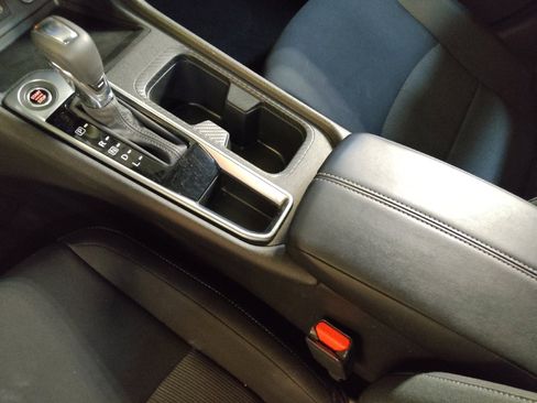 Used 2025 Nissan Sentra SV image 26