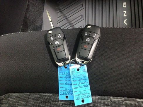 New 2025 Ford Ranger XLT w/ Technology Package image 38