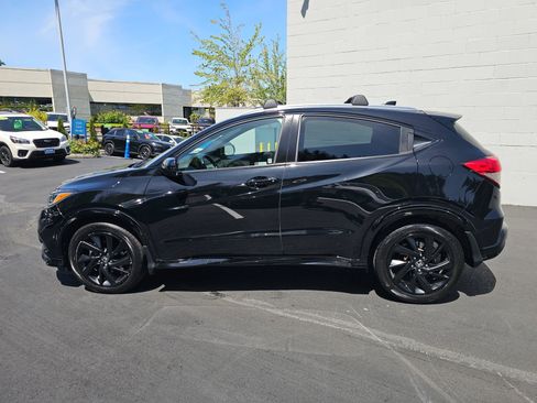 Used 2021 Honda HR-V Sport image 4