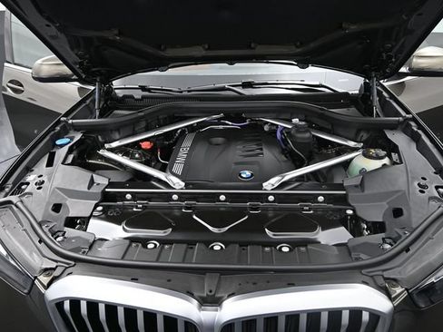 New 2026 BMW X5 sDrive40i RWD image 18