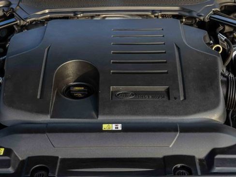 Used 2021 Land Rover Range Rover Sport HSE Silver Edition image 28