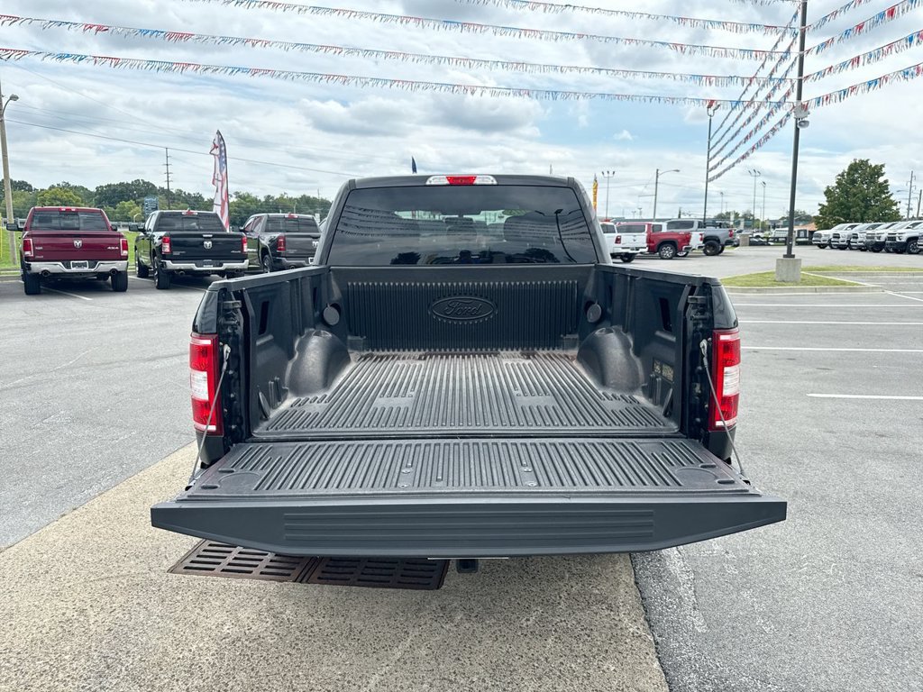 Used 2018 Ford F150 XLT w/ Equipment Group 302A Luxury AWD/4WD image 9