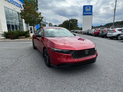 New 2025 Honda Accord SE image 2