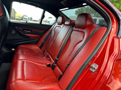 Used 2016 BMW M3 RWD image 40