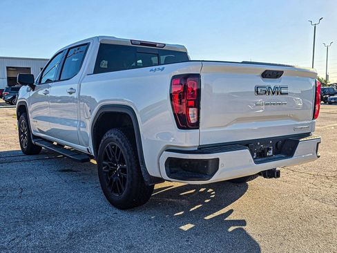 Used 2024 GMC Sierra 1500 Elevation w/ Elevation Premium Package AWD/4WD image 4