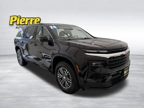 Used 2024 Chevrolet Traverse LS FWD image 8