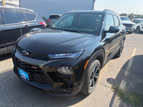 Used 2021 Chevrolet TrailBlazer RS w/ Convenience Package AWD/4WD image 1