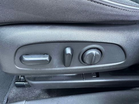 Used 2023 Chevrolet TrailBlazer LT image 17