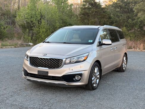 Used 2015 Kia Sedona SX Limited image 3