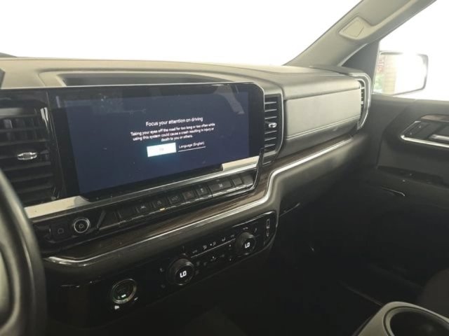 Used 2023 Chevrolet Silverado 1500 LT AWD/4WD image 13