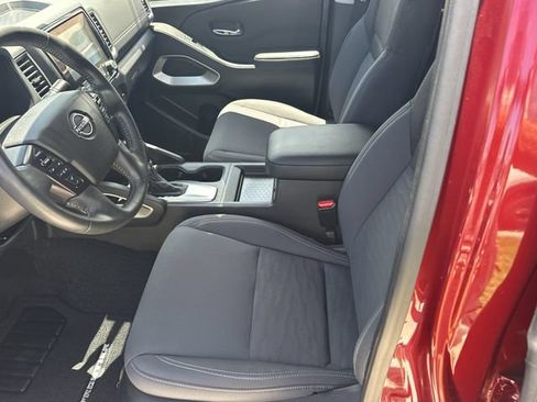 Certified 2024 Nissan Frontier SV w/ Technology Package RWD image 16
