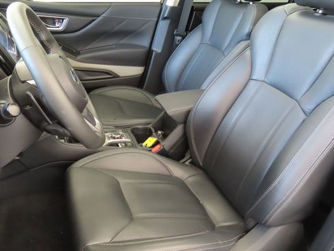 Used 2023 Subaru Forester Limited image 13