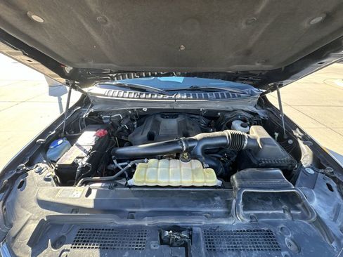 Used 2019 Ford Expedition Limited w/ Equipment Group 303A image 31