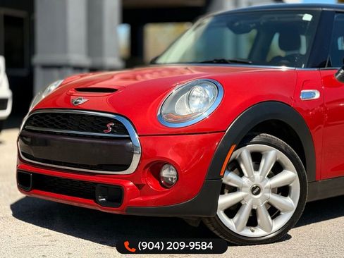 Used 2014 MINI Cooper S image 2