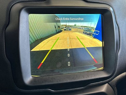 Certified 2023 Jeep Renegade Altitude w/ Convenience Group I AWD/4WD image 19