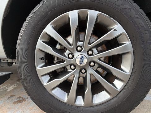 Used 2021 Ford Expedition Max Limited AWD/4WD image 41