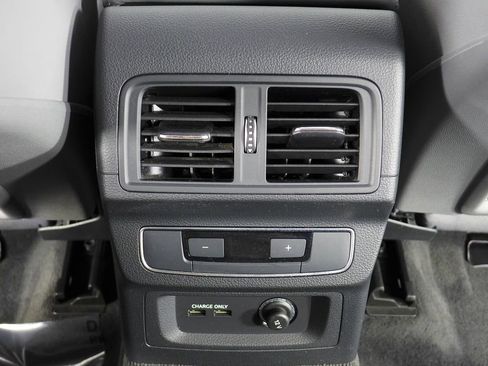 Used 2022 Audi SQ5 Premium Plus w/ Premium Plus Package image 24