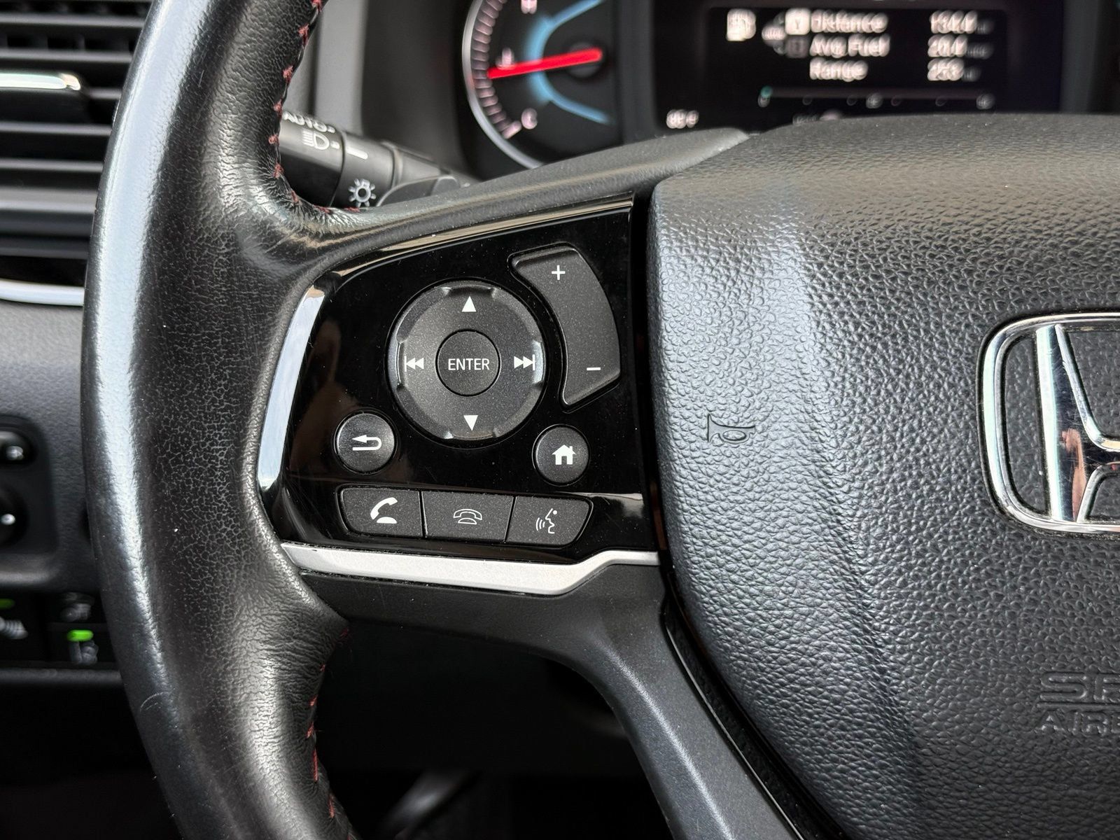 Used 2021 Honda Pilot Black Edition image 32
