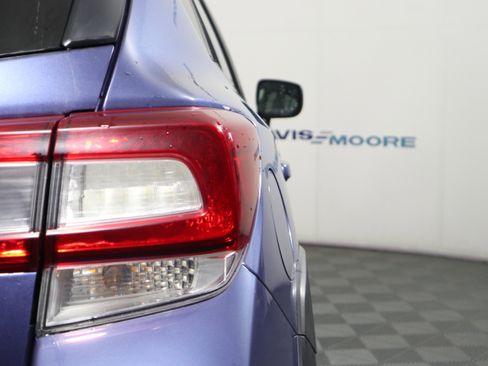 Used 2019 Subaru Crosstrek 2.0i Premium w/ Eyesight System image 6