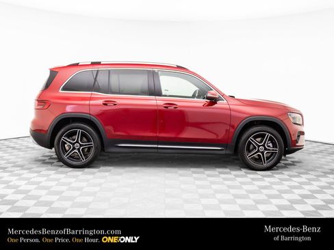 New 2026 Mercedes-Benz GLB 250 4MATIC image 7