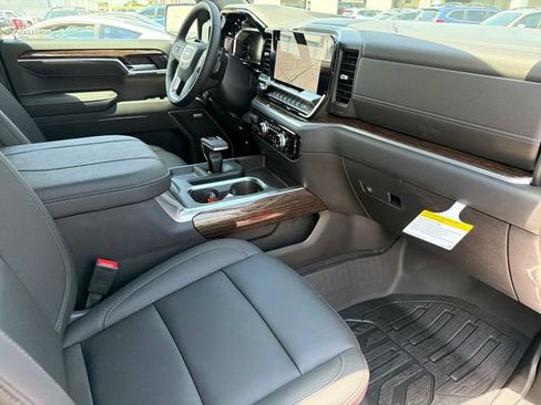 New 2026 GMC Sierra 1500 Elevation w/ Elevation Premium Package AWD/4WD image 22