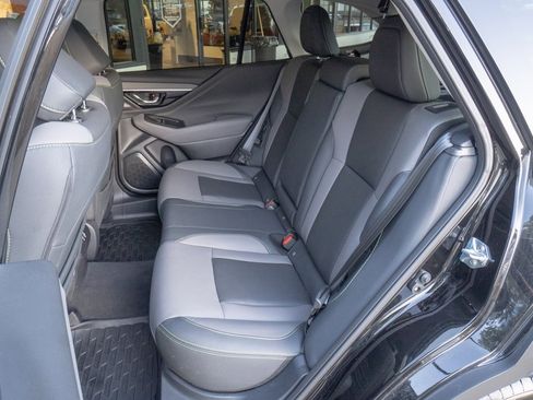 Certified 2025 Subaru Outback Onyx Edition w/ Popular Package #2 image 17