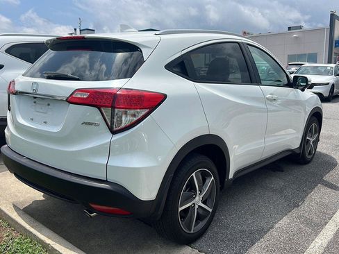 Used 2022 Honda HR-V EX image 4
