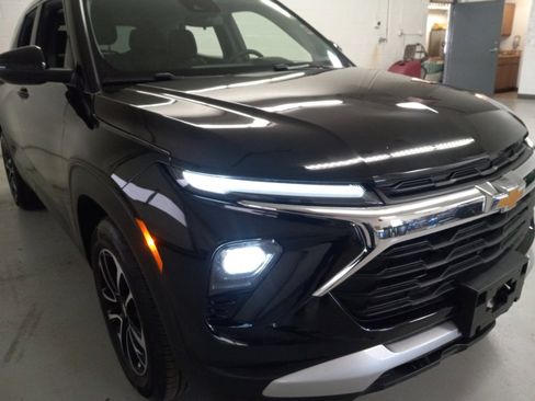 Used 2025 Chevrolet TrailBlazer LT image 5