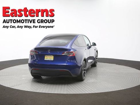 Used 2021 Tesla Model Y 2WD image 33