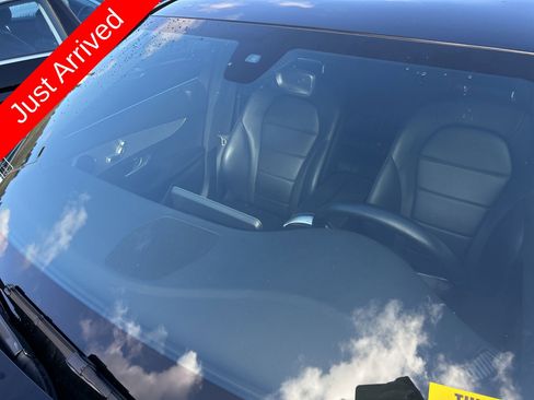 Used 2019 Mercedes-Benz C 300 Sedan image 8