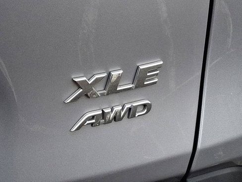 Certified 2021 Toyota RAV4 XLE image 25
