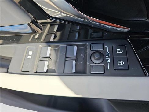 New 2026 Land Rover Range Rover Evoque S image 28