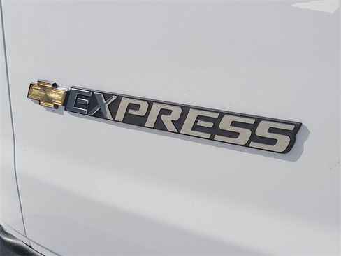 New 2025 Chevrolet Express 2500 w/ Driver Convenience Package image 22