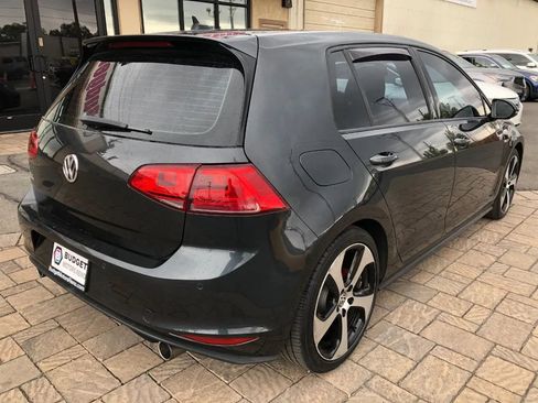 Used 2015 Volkswagen Golf 4-Door FWD image 2