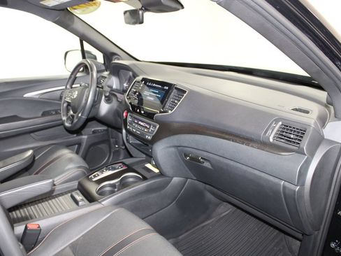 Used 2022 Honda Passport TrailSport image 29