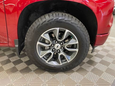 Used 2024 Chevrolet Silverado 1500 RST w/ Convenience Package II AWD/4WD image 12