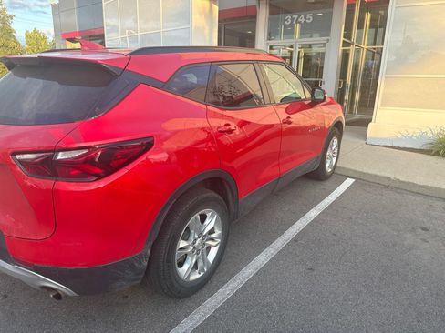 Used 2022 Chevrolet Blazer LT FWD image 3